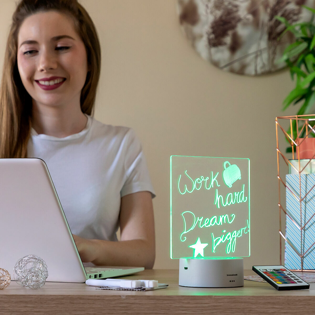Tableau LED lumineux pour notes et messages KAIBA