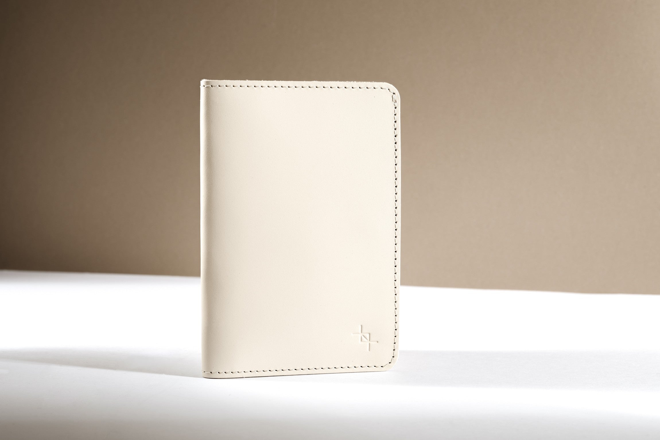 Tour Portemonnaie Passport Covers - Cookie
